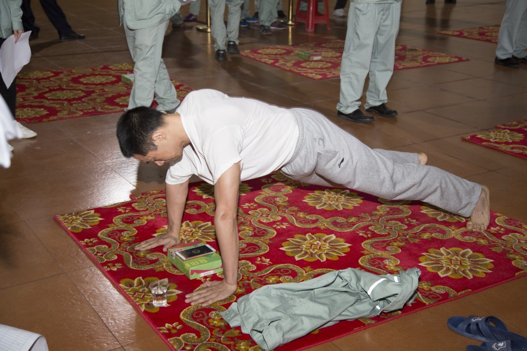 650和1060這兩個數字為何一夜之間傳遍全廠——俯臥撐預賽刷新紀錄